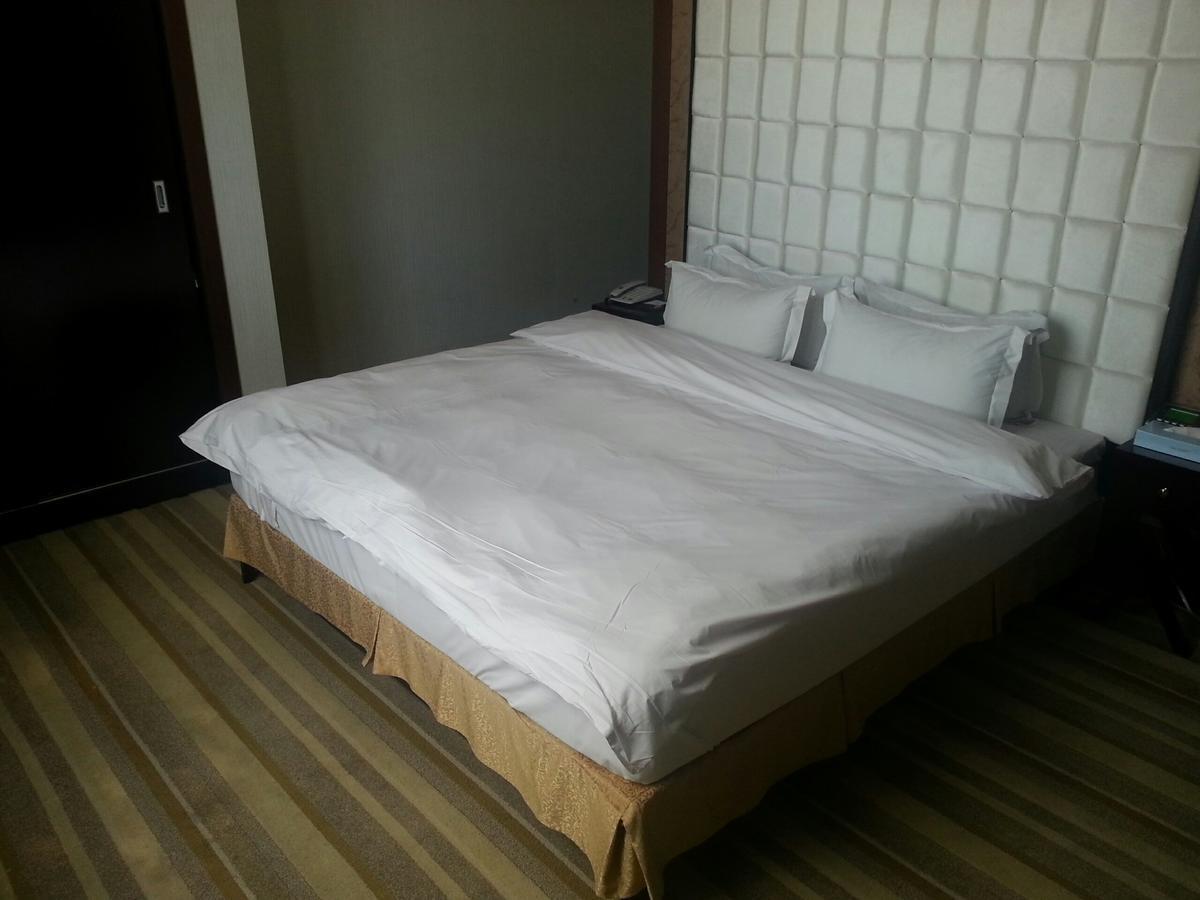 Philos Hotel Πόχανγκ Εξωτερικό φωτογραφία